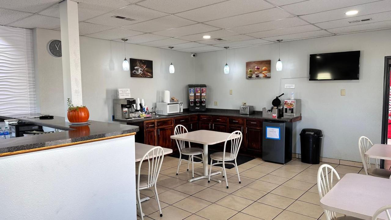 Yankton Inn Bagian luar foto